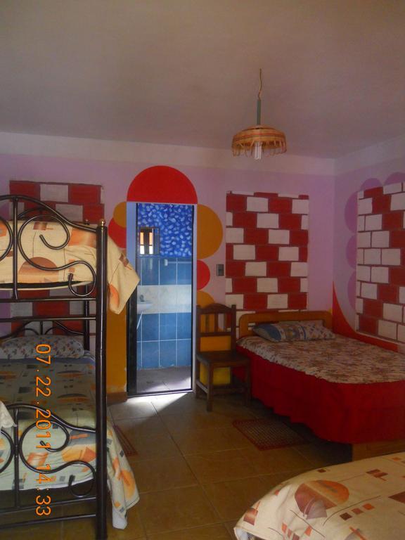 Hostal La Casa Del Sol Копакабана Экстерьер фото